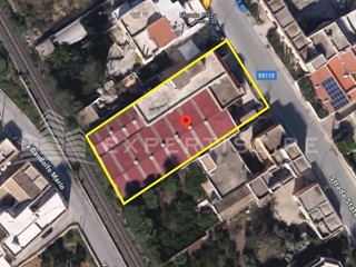 Capannone in Vendita a Marsala, 390'000&euro;, 1545 m²