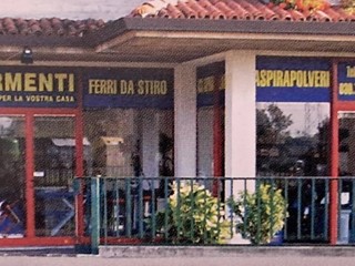 Attività commerciale in Vendita a Coccaglio, 299'000€, 226 m²