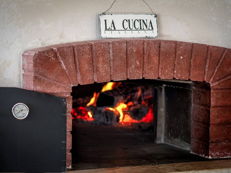 Attività commerciale in Vendita a Fidenza, 148'000€, 200 m²