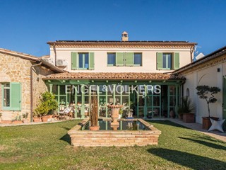 Villa in Vendita a Civitella Casanova, 153 m²
