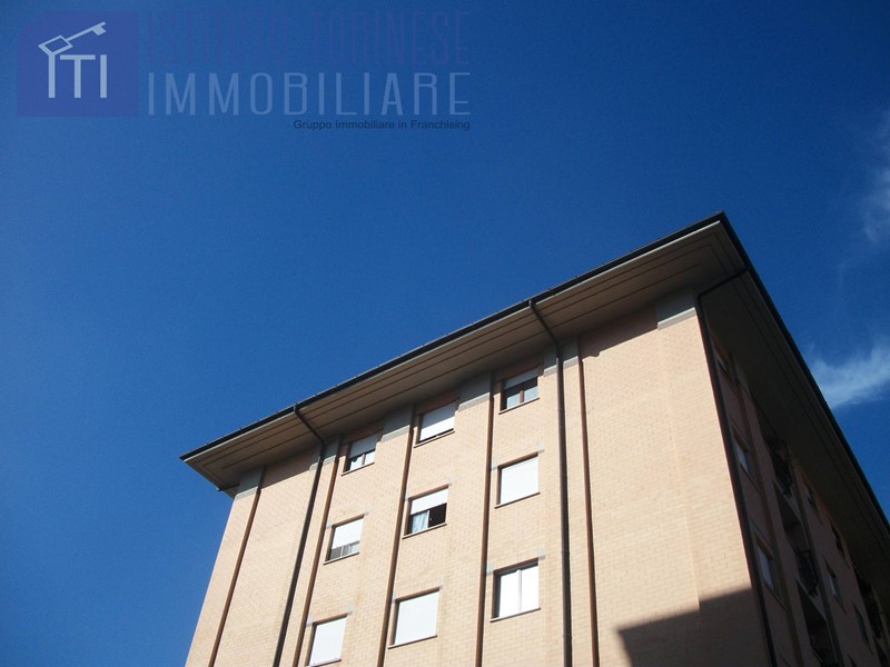 Bilocale in Vendita a Roma, 165'000&euro;, 70 m²