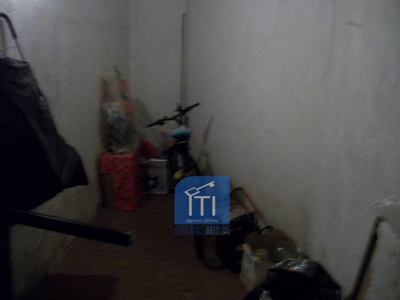 Magazzino in Affitto a Roma, 150€, 14 m²