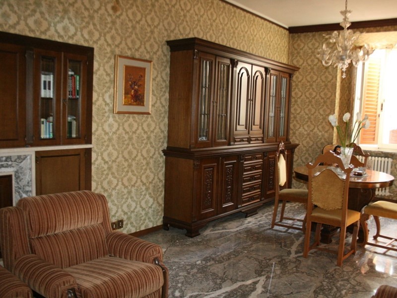 Casa Indipendente in Vendita a Ripatransone, 145'000€, 165 m²