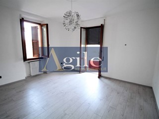 Quadrilocale in Vendita a Ascoli Piceno, 90'000€, 98 m²