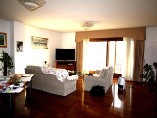 Villa in Vendita a Castel di Lama, 430'000€, 497 m²