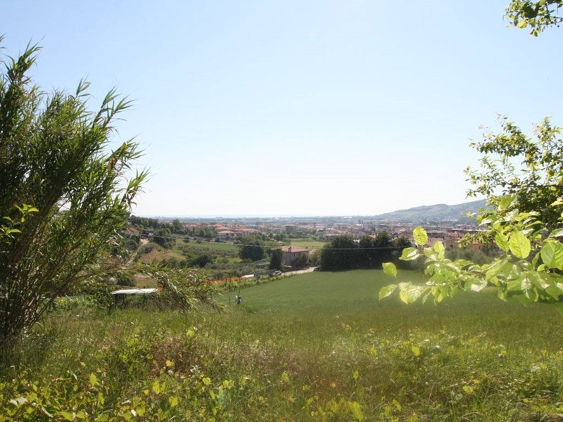 Terreno edificabile in Vendita a Monteprandone, 119'000€, 2500 m²