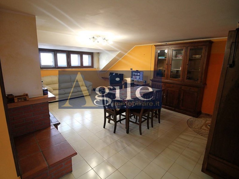 Trilocale in Vendita a Maltignano, 69'000€, 75 m²