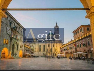 Appartamento in Vendita a Ascoli Piceno, 285'000€, 125 m²