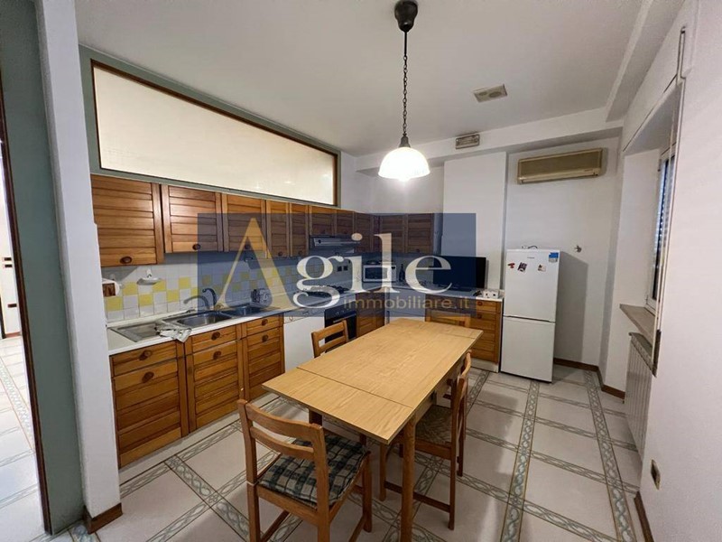 Bilocale in Vendita a San Benedetto del Tronto, 275'000€, 100 m²