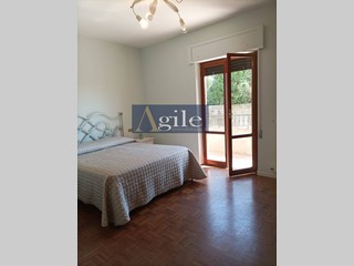 Quadrilocale in Vendita a Castorano, 99'000€, 145 m²