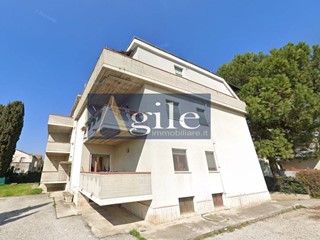 Appartamento in Vendita a Spinetoli, 80'000&euro;, 123 m²