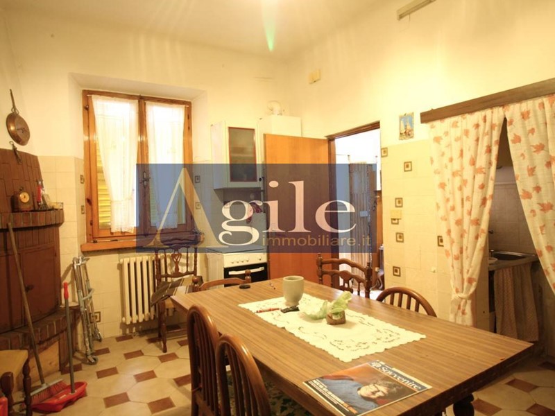 Casa Indipendente in Vendita a San Benedetto del Tronto, 210'000€, 150 m²