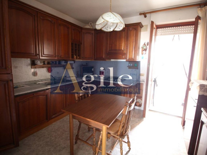 Appartamento in Vendita a San Benedetto del Tronto, 200'000€, 140 m²