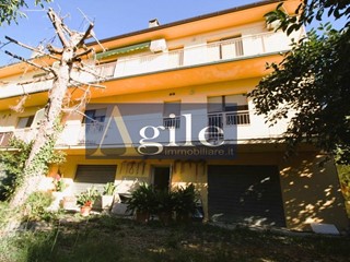 Quadrilocale in Vendita a Offida, 200'000€, 174 m²