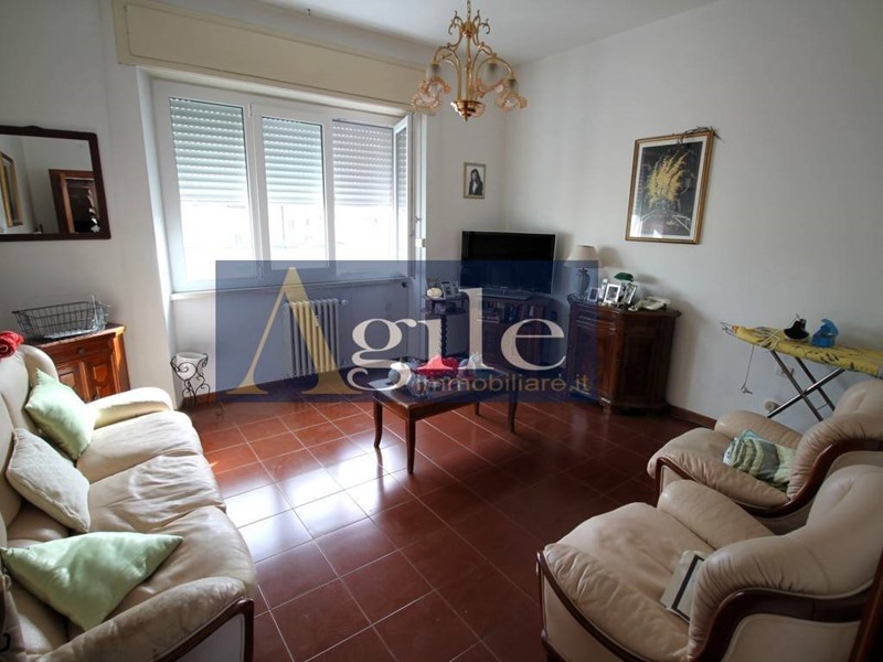 Appartamento in Vendita a Ascoli Piceno, 210'000€, 145 m²