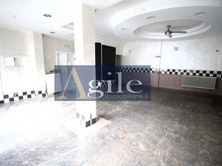 Immobile commerciale in Vendita a Spinetoli, 75'000€, 100 m²