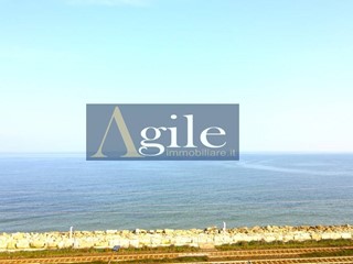 Appartamento in Vendita a Grottammare, 230'000€, 178 m²