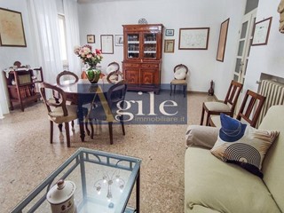 Appartamento in Vendita a San Benedetto del Tronto, 238'000€, 150 m²