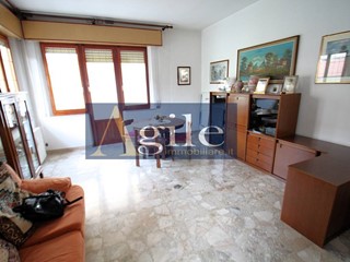 Quadrilocale in Vendita a Castel di Lama, 130'000€, 175 m²