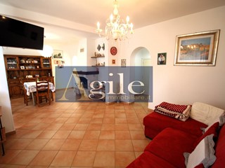 Casa Indipendente in Vendita a Colli del Tronto, 270'000€, 178 m²