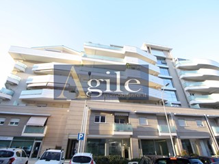 Quadrilocale in Vendita a Ascoli Piceno, 265'000€, 92 m²