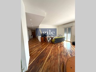 Quadrilocale in Vendita a Monsampolo del Tronto, 135'000€, 119 m²