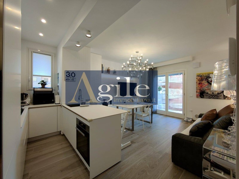 Trilocale in Vendita a San Benedetto del Tronto, 385'000€, 105 m²