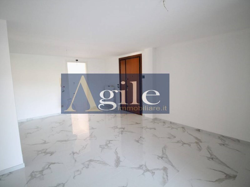 Quadrilocale in Vendita a Monteprandone, 109'000€, 122 m²