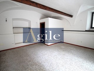 Immobile commerciale in Vendita a Ascoli Piceno, 45'000€, 35 m²