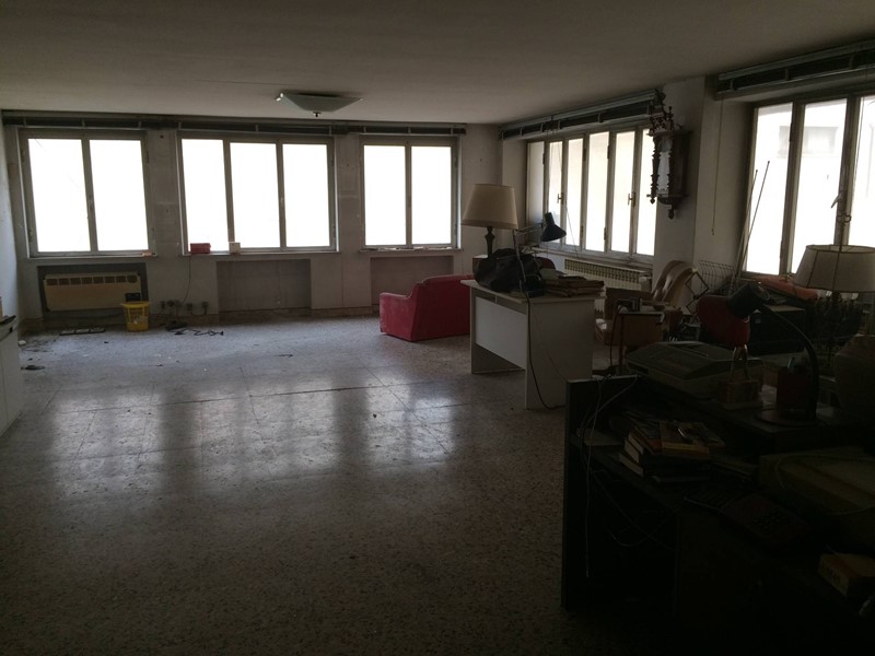 Ufficio in Affitto a Pisa, 800€, 80 m²