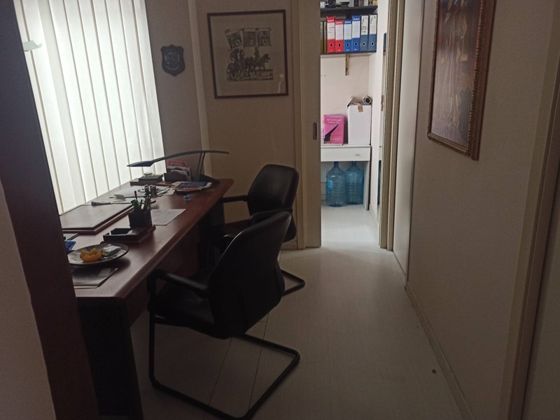 Ufficio in Vendita a Pisa, 130'000€, 80 m²