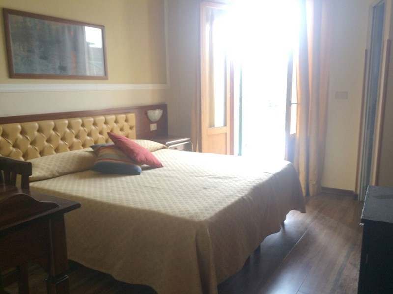 Casa Indipendente in Vendita a Pisa, 1'000'000€, 300 m²