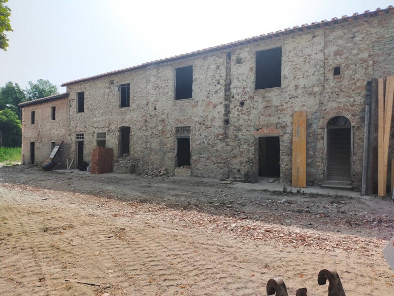 Casa Indipendente in Vendita a Pisa, 170'000€, 45 m²