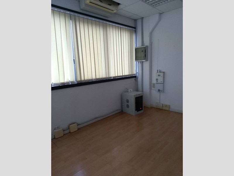 Attività commerciale in Vendita a Pisa, 130'000€, 100 m²