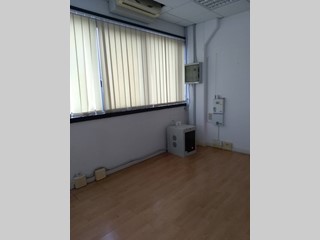 Attività commerciale in Vendita a Pisa, 130'000€, 100 m²