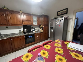 Casa Indipendente in Affitto a Pisa, 1'600€, 120 m²
