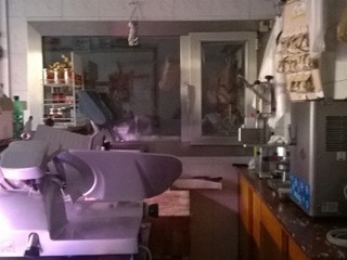 Attività commerciale in Affitto a Pisa, 700€, 35 m²