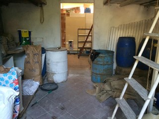 Attività commerciale in Affitto a Pisa, 500€, 35 m²