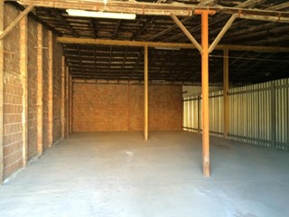 Attività commerciale in Affitto a San Giuliano Terme, 700€, 250 m²