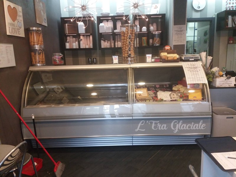 Attività commerciale in Affitto a Pontedera, 950€, 60 m²