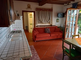 Bilocale in Affitto a Crespina Lorenzana, 870€, 50 m²