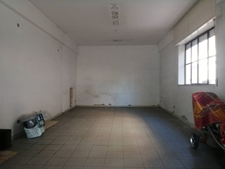 Attività commerciale in Affitto a Ponsacco, 500€, 50 m²