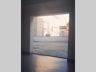 Attività commerciale in Affitto a Santa Croce sull'Arno, 400€, 80 m²