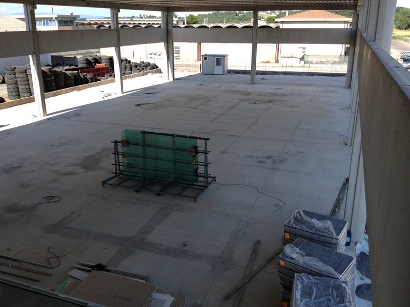 Capannone in Affitto a Bientina, 2'500€, 400 m²