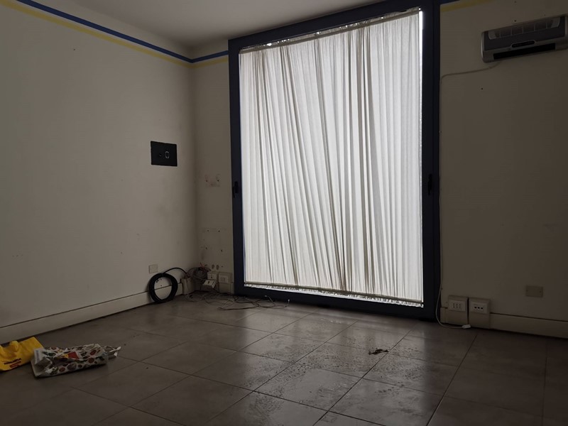 Attività commerciale in Vendita a Buti, 98'000€, 50 m²