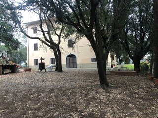 Villetta a schiera in Vendita a Castellina Marittima, 450'000€, 600 m²