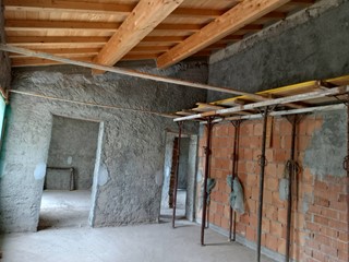 Quadrilocale in Vendita a Pontedera, 170'000€, 89 m²