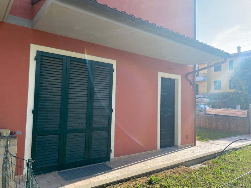 Casa Indipendente in Vendita a Montopoli in Val d'Arno, 280'000€, 188 m²