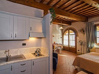 Casa Indipendente in Affitto a Crespina Lorenzana, 600€, 25 m²