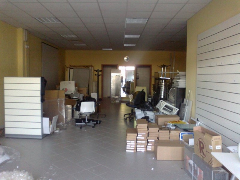 Attività commerciale in Vendita a Vicopisano, 90'000€, 115 m²